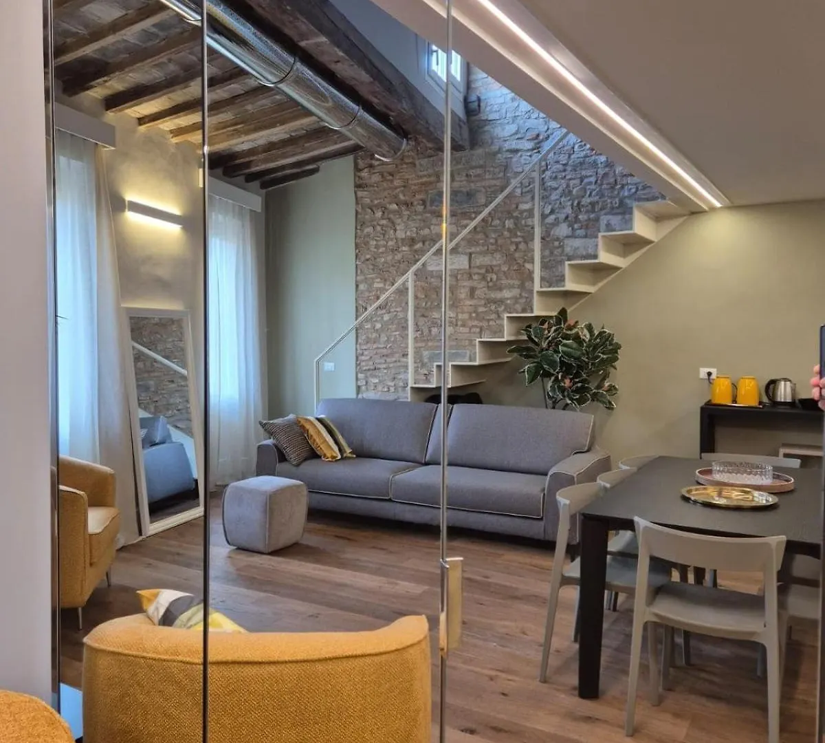 Il Parione Luxury Apartment With View, Florence Italie