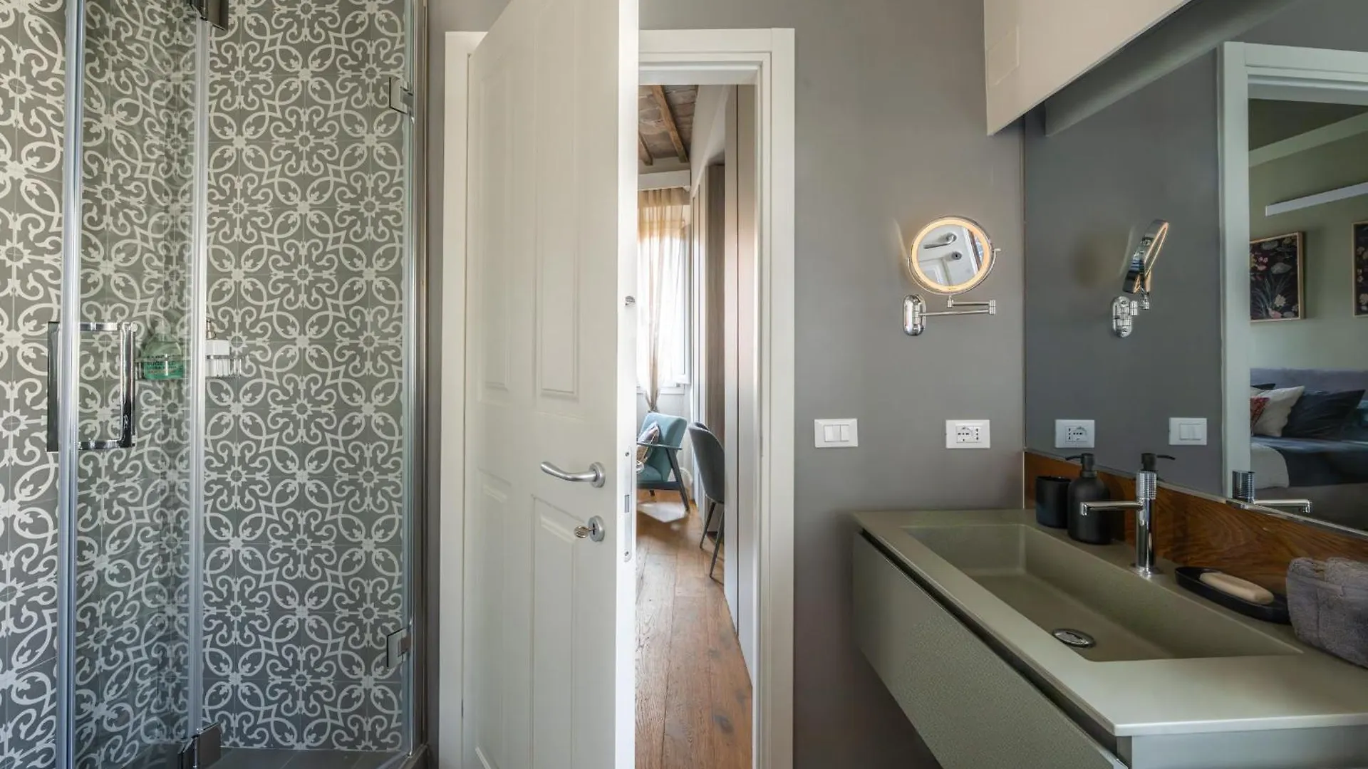 Il Parione Luxury Apartment With View, Firenze Italien